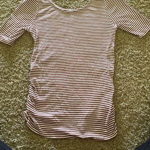 Isabel scoop neck maternity dressy t-shirt - like new
